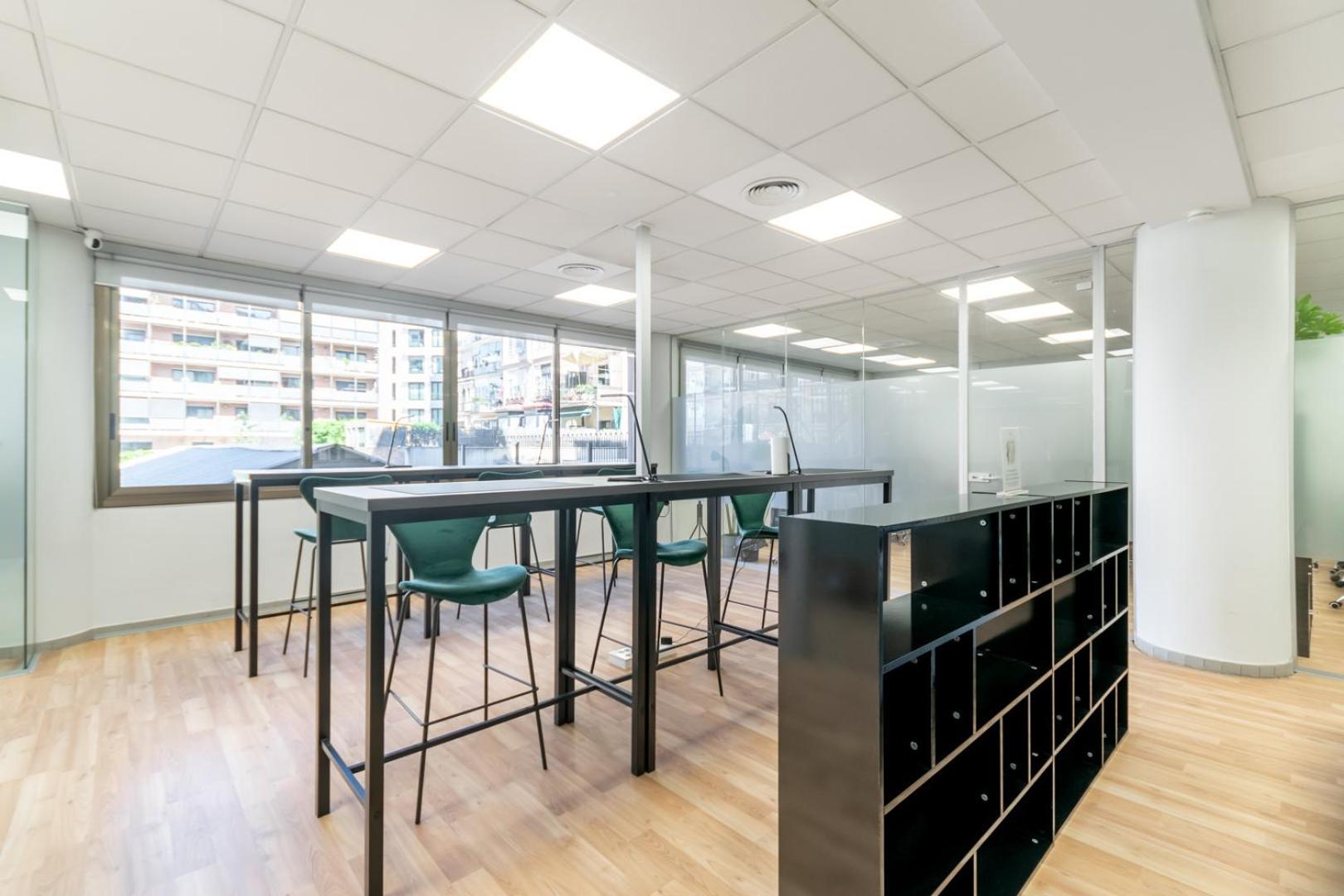 Pensión Coliving Gran Via Carlos Iii Barcelona