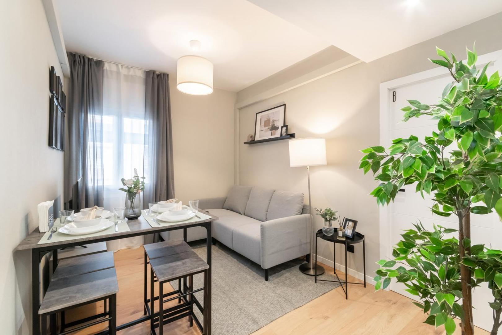 Pensión Coliving Gran Via Carlos Iii *
