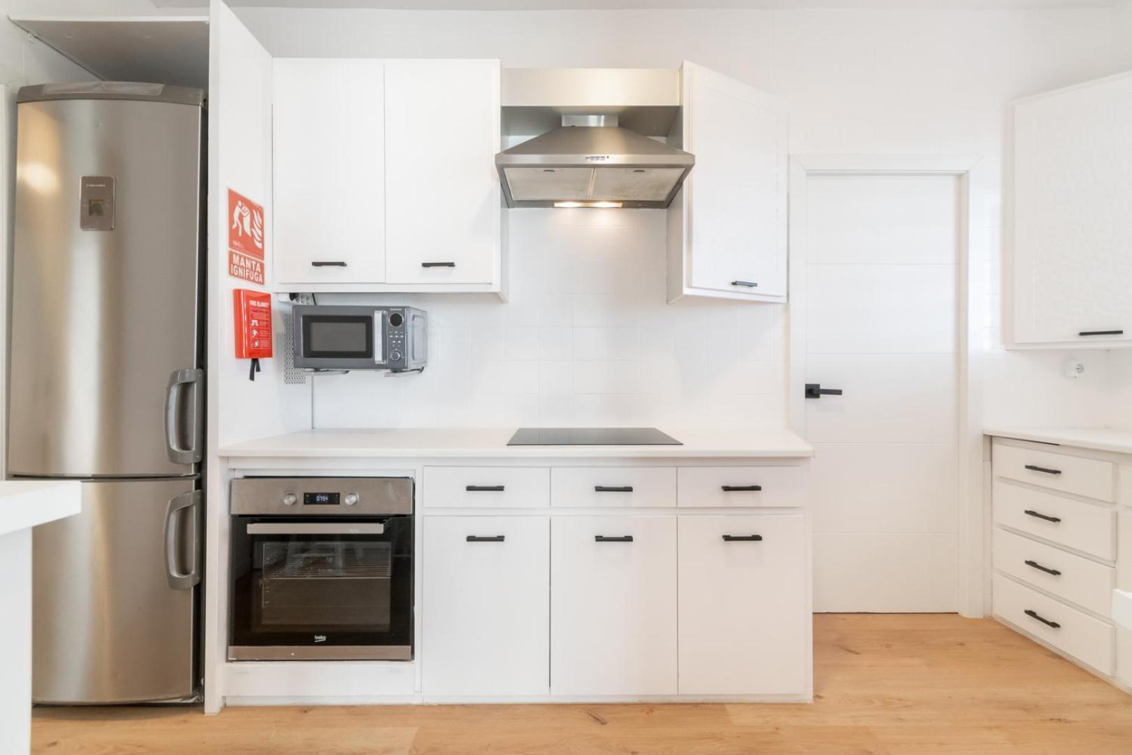 Coliving Gran Via Carlos Iii Pensión Barcelona